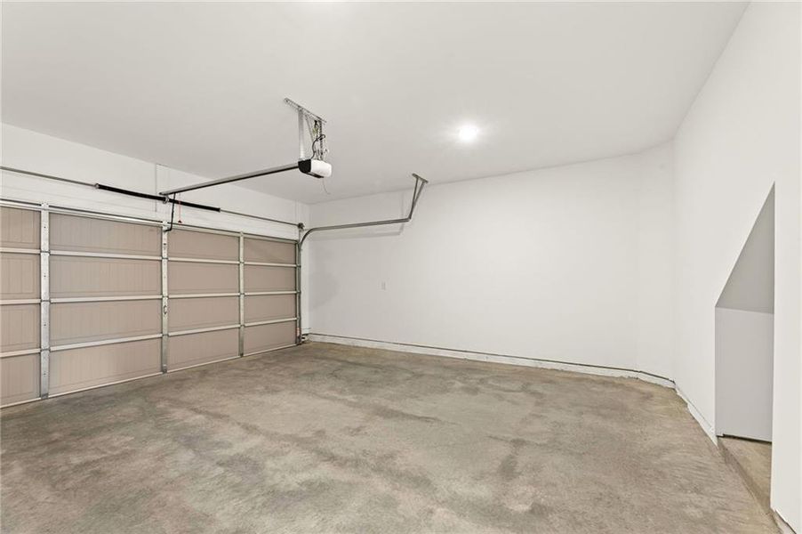 Spacious, unfurnished interior of a new home in River Walk Place, Lawrenceville (Image 22).