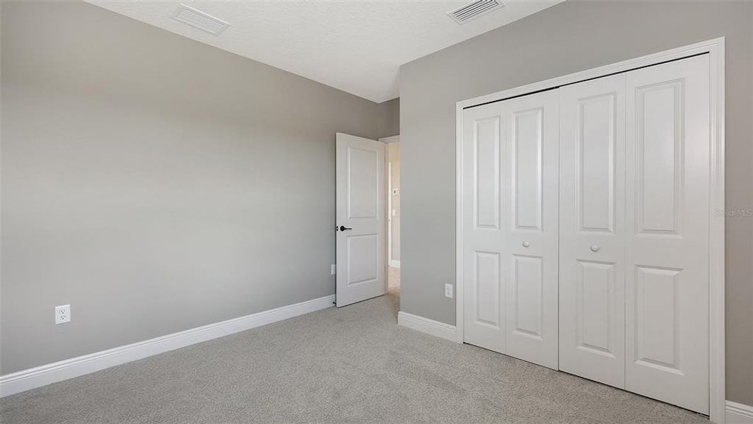 Spacious, unfurnished interior of a new home in Palm Grove, Lakewood Ranch (Image 15).