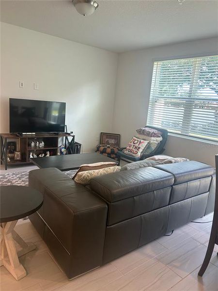 Furnished interior view inside a new home in , Orlando (Image 18).