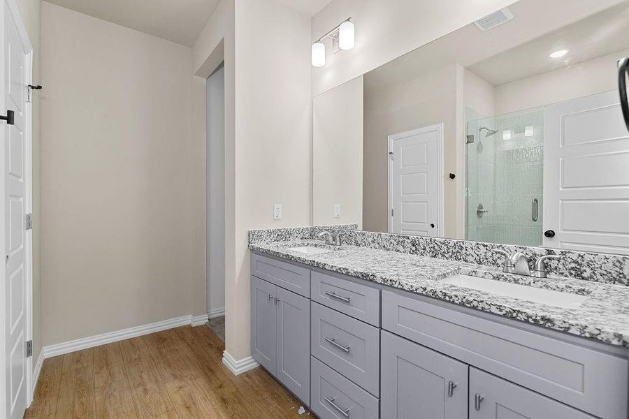 Furnished interior view inside a new home in , Fort Worth (Image 8).