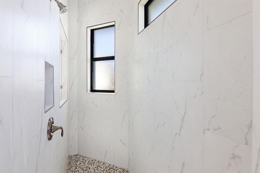 32 - Master Shower 32 - Master Shower