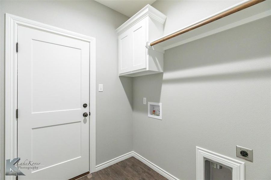 Spacious, unfurnished interior of a new home in , Abilene (Image 12).