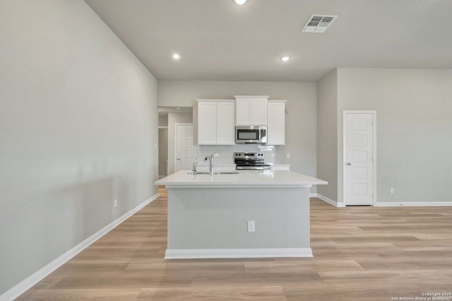 Image 38 of a home in Park Place.