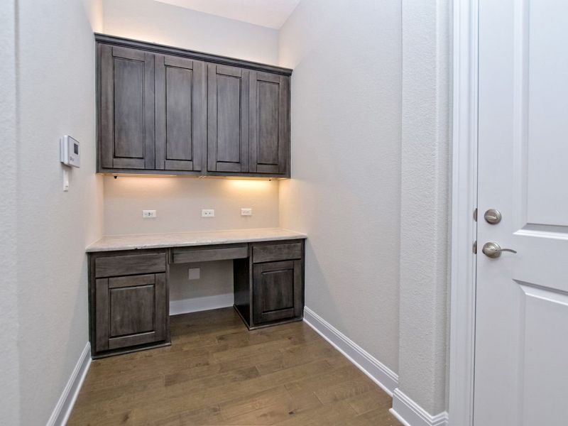 Representative furnished interior of a home built from the Siena II by Giddens Homes in Clearwater Ranch, Liberty Hill (Image 120).