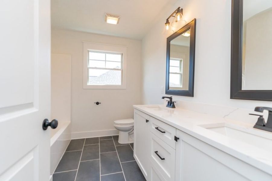 Representative furnished interior of a home built from the Maybrook by Riverstone Construction, LLC in Faith View, Ooltewah (Image 10).