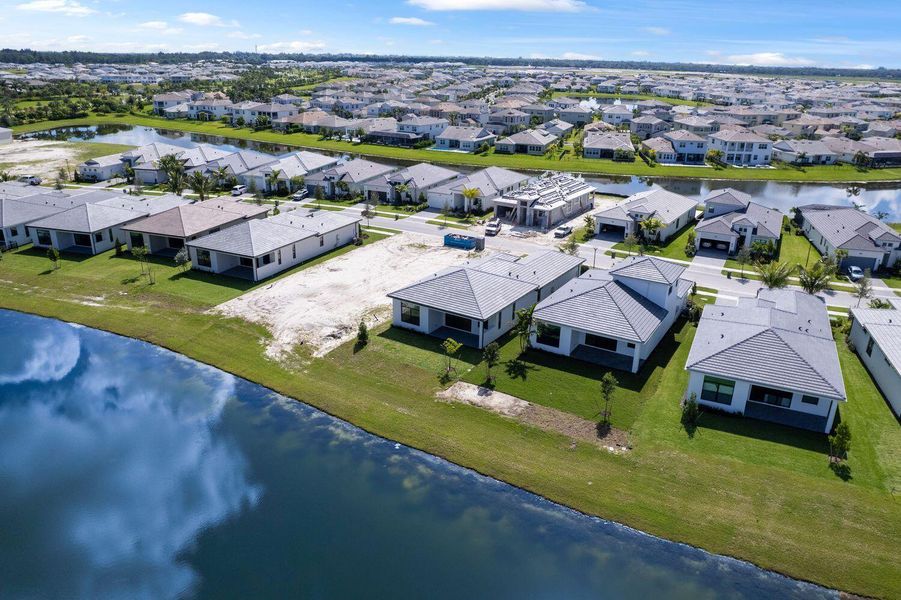Image 36 of a home in Cresswind Palm Beach at Westlake.