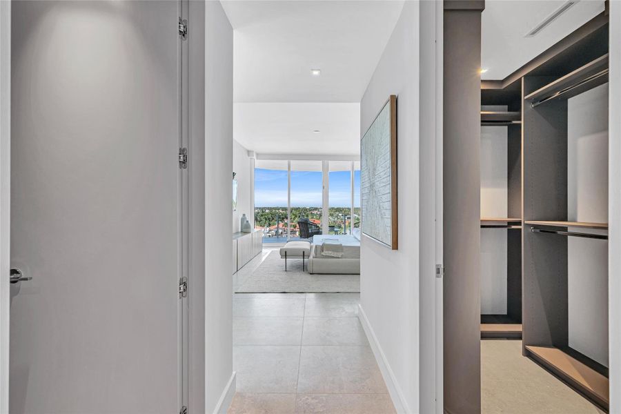 Furnished interior view inside a new home in , Fort Lauderdale (Image 66).