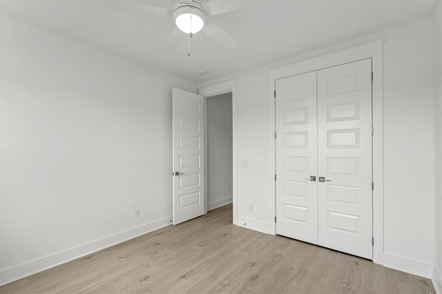 Spacious, unfurnished interior of a new home in Miller's Crossing, Johns Island (Image 32). Spacious, unfurnished interior of a new home in Miller's Crossing, Johns Island (Image 32).