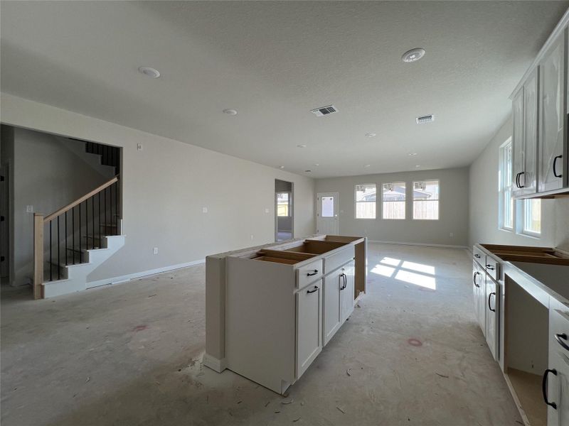 Image 34 of a home in Rolling Glen.