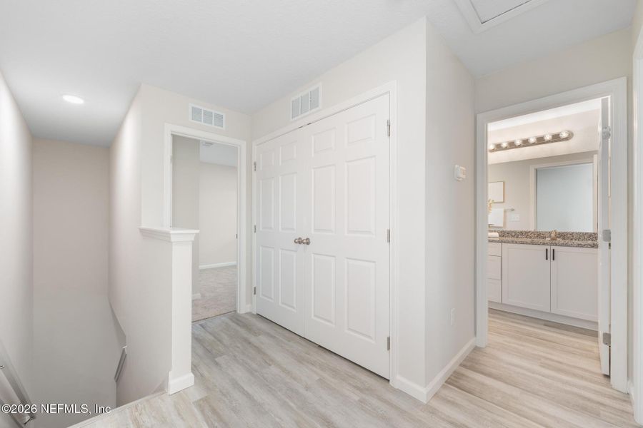 Spacious, unfurnished interior of a new home in , Jacksonville (Image 20). Spacious, unfurnished interior of a new home in , Jacksonville (Image 20).