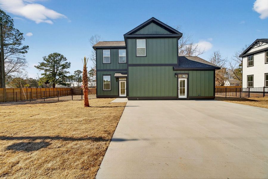 Front exterior of a new home in , Summerville, SC, highlighting curb appeal (Image 29).
