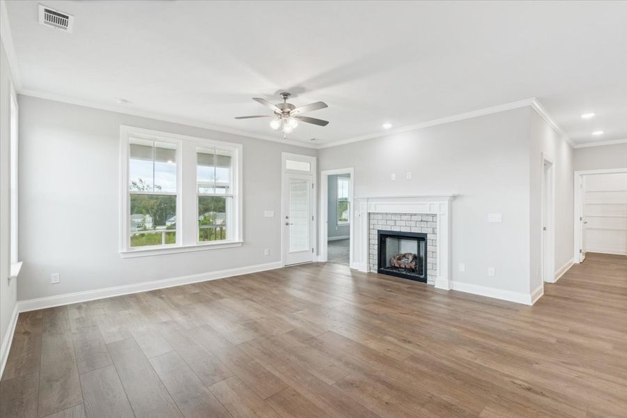 Spacious, unfurnished interior of a new home in Sinclair at Crawford Creek, Grovetown (Image 25).