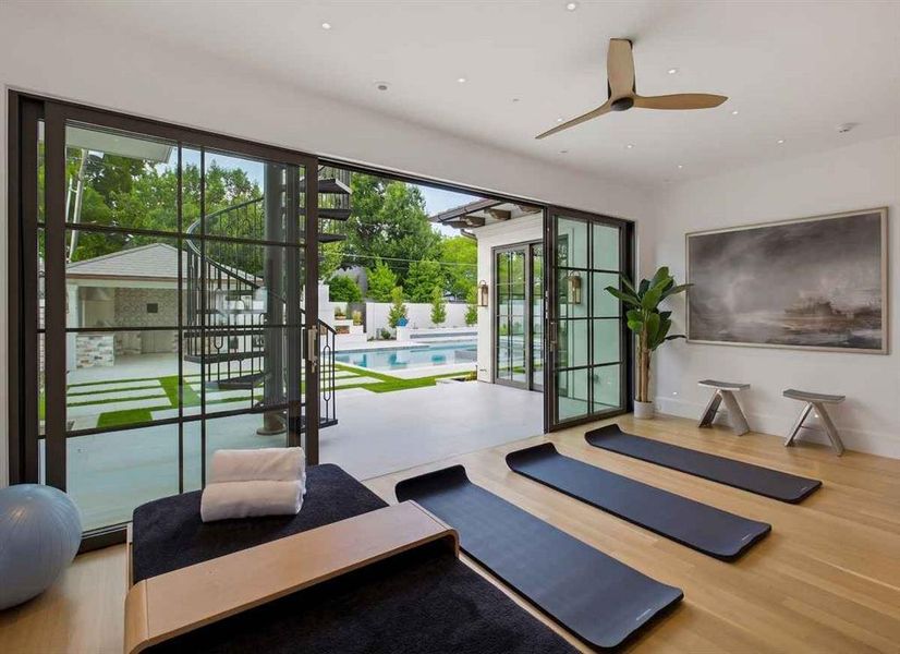 Flex room with ensuite bathroom and patio