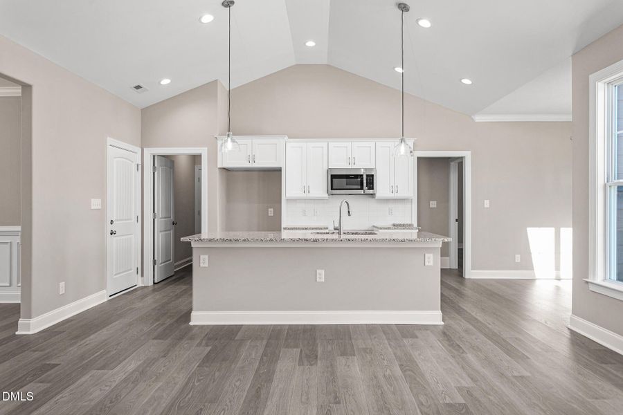 3117 Cullens Drive-15