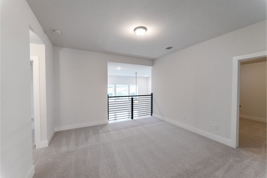 Spacious, unfurnished interior of a new home in Lariat, Liberty Hill (Image 15).