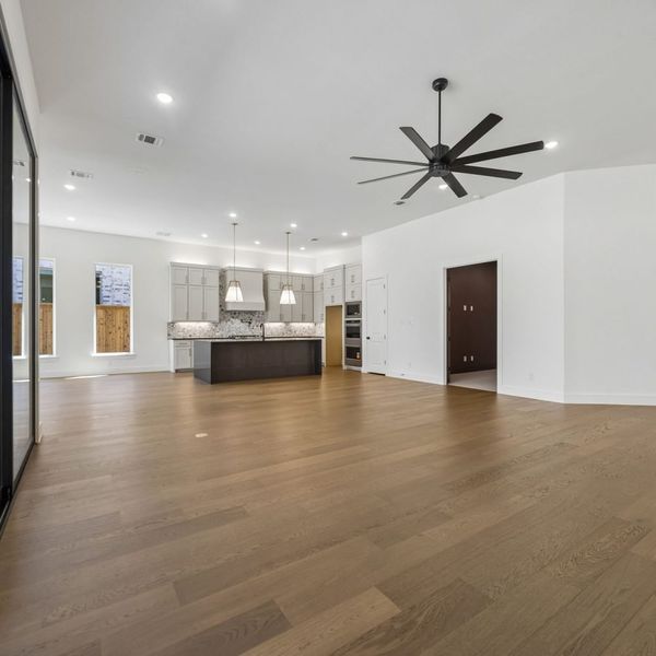 Spacious, unfurnished interior of a new home in StarView, Prosper (Image 57).
