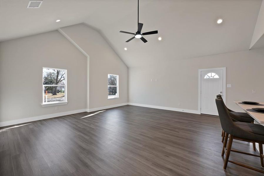 Spacious, unfurnished interior of a new home in , East Tawakoni (Image 16). Spacious, unfurnished interior of a new home in , East Tawakoni (Image 16).