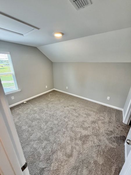 Spacious, unfurnished interior of a new home in Stonehenge, Manchester (Image 8).