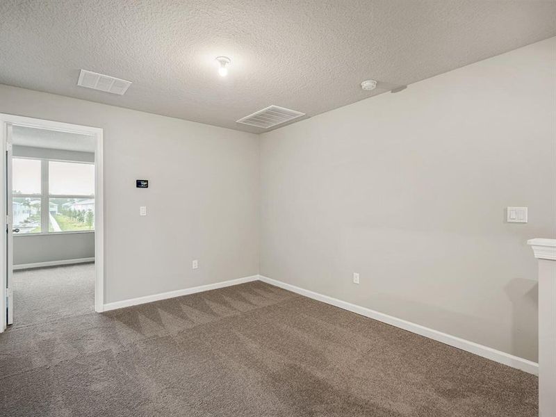 Image 20 of a home in Osprey Preserve.