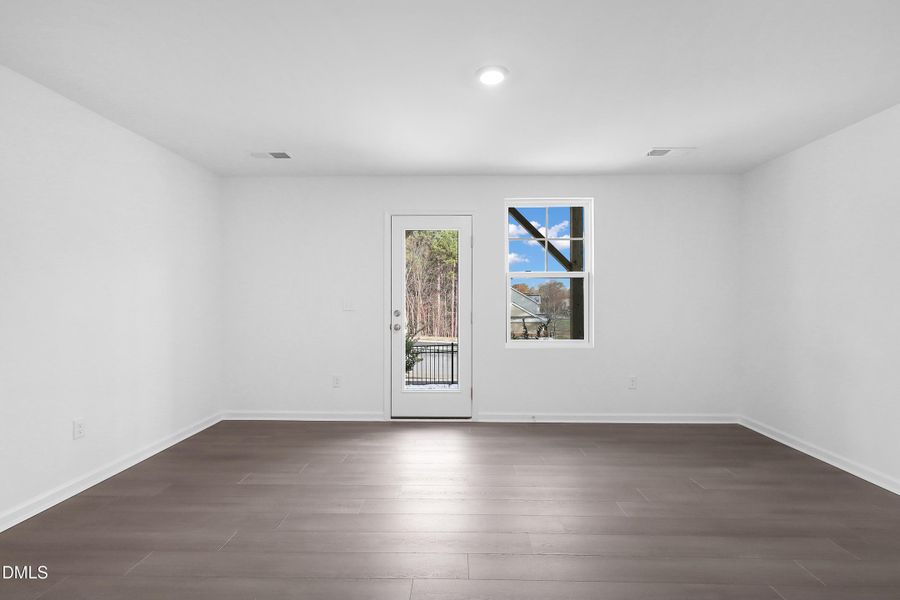 SUN_ElmGrove_Pic_Wyatt_Great_5of6