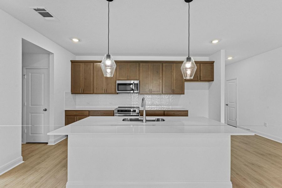 Furnished interior view inside a new home in Riverview, Georgetown (Image 5).