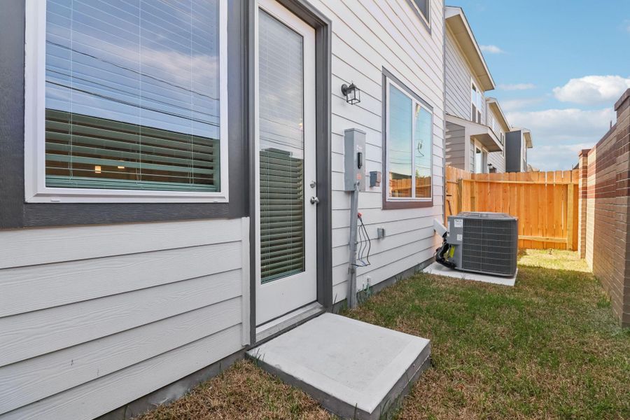 Photo is not of the actual home, but is an inspirational photo of builder’s model home and may depict options, furnishings, and/or decorator features that are not included