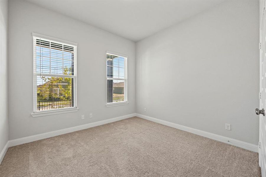 16-web-or-mls-2309-lafayette-dr