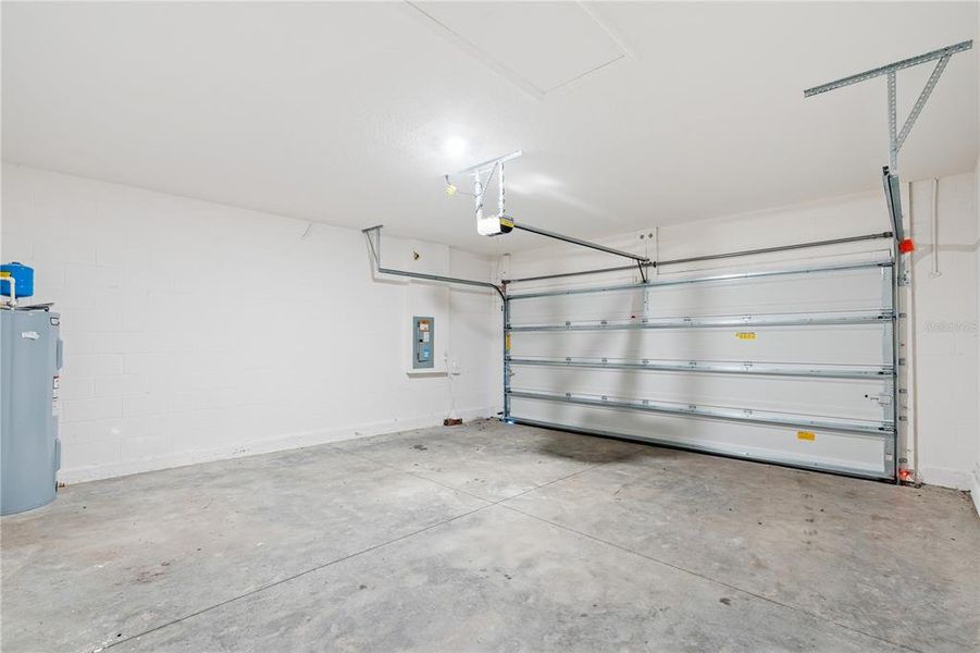 Spacious, unfurnished interior of a new home in Palm Coast, Palm Coast (Image 34). Spacious, unfurnished interior of a new home in Palm Coast, Palm Coast (Image 34).