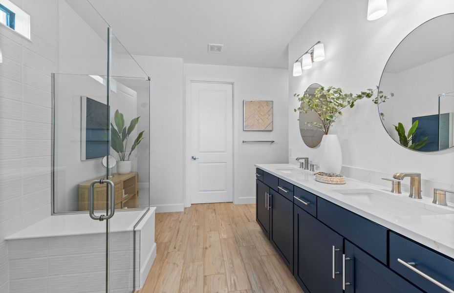 Representative furnished interior of a home built from the Prosperity by Pulte Homes in Legacy Groves, Nokomis (Image 15).