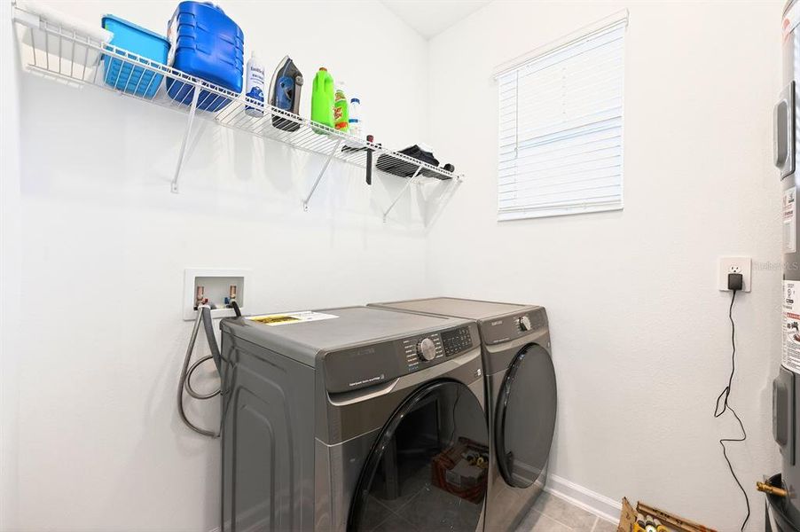 Close-up of interior finishes inside a home in Tohoqua, Kissimmee (Image 19).