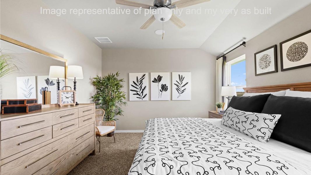 Furnished interior view inside a new home in Saratoga Crossing, Corpus Christi (Image 15).