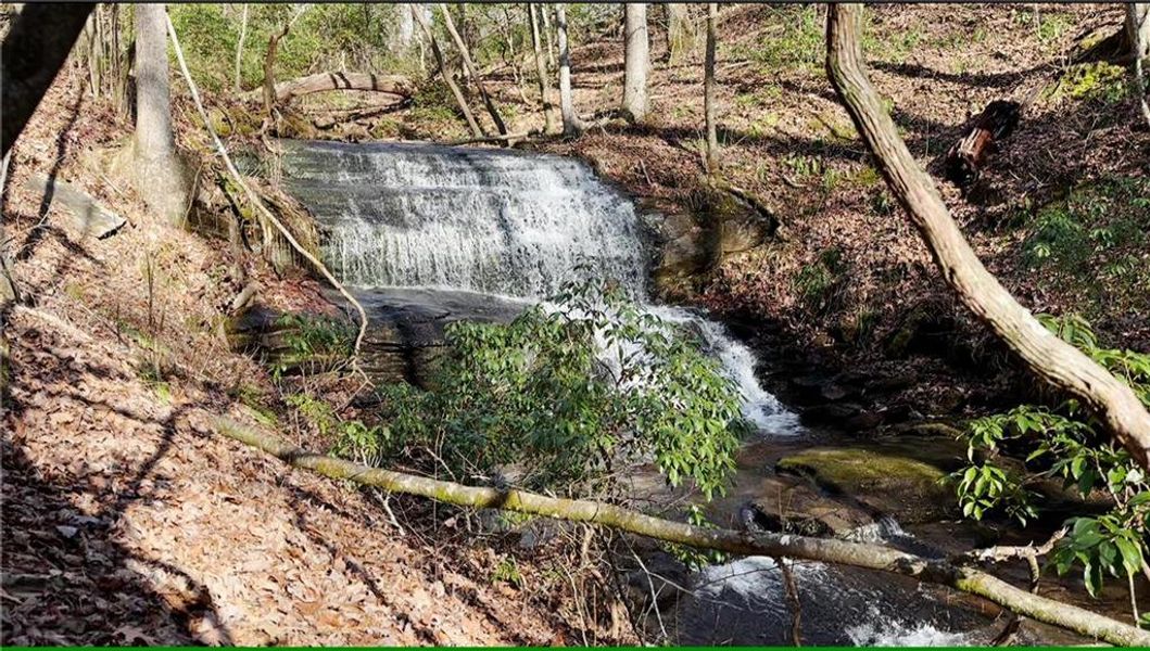 Image 46 of a home in .