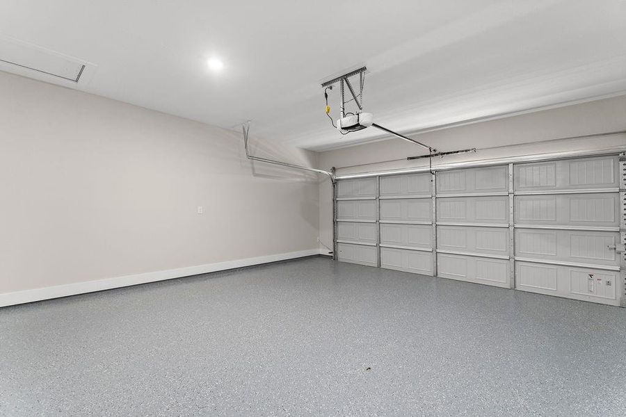 Spacious, unfurnished interior of a new home in , Dallas (Image 30).