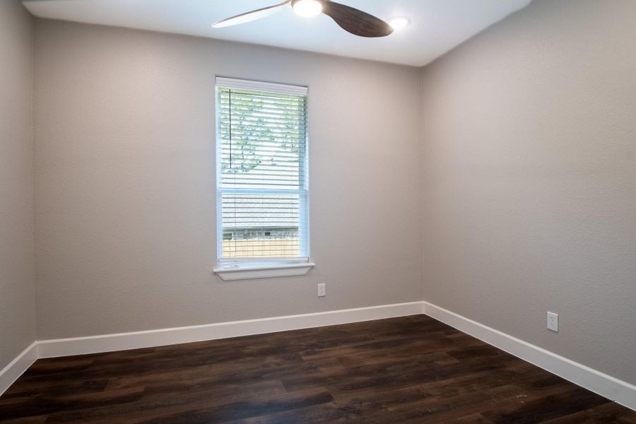 Spacious, unfurnished interior of a new home in , Huntsville (Image 26).