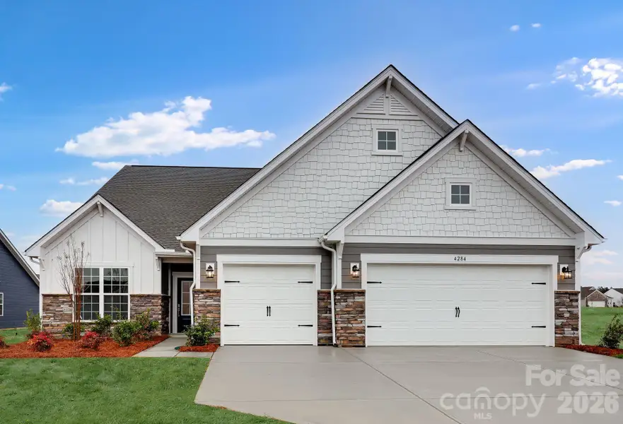 Front exterior of a new home in Roselyn, Lancaster, SC, highlighting curb appeal (Image 1). Front exterior of a new home in Roselyn, Lancaster, SC, highlighting curb appeal (Image 1).