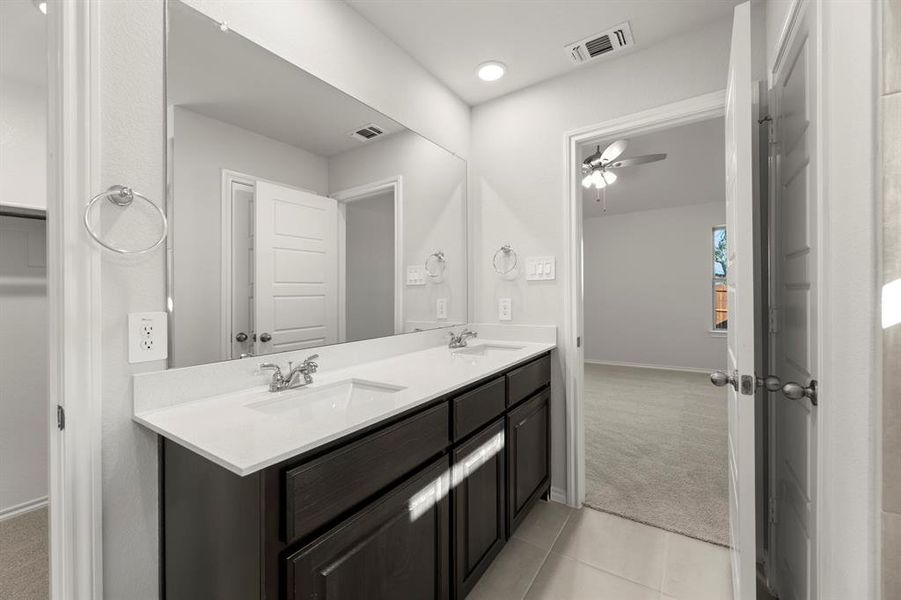 22. 7816 Kingfisher - Bath (2)