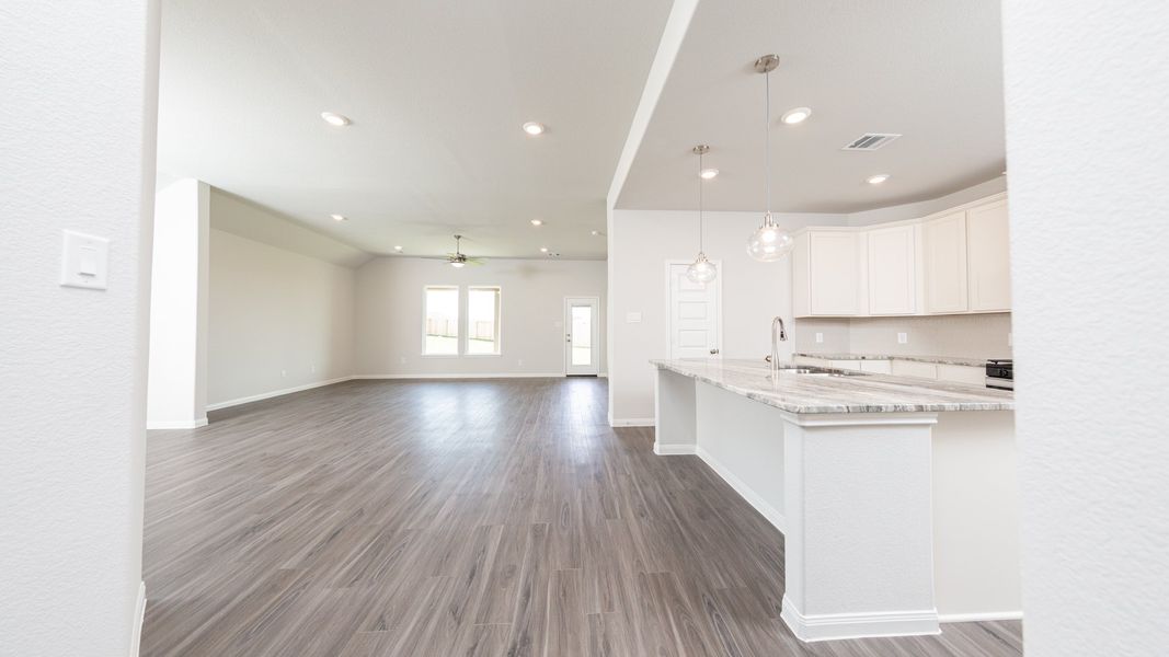 Representative unfurnished interior of a home built from the The Landry by Legend Homes in Cinco Lakes, San Antonio (Image 16).