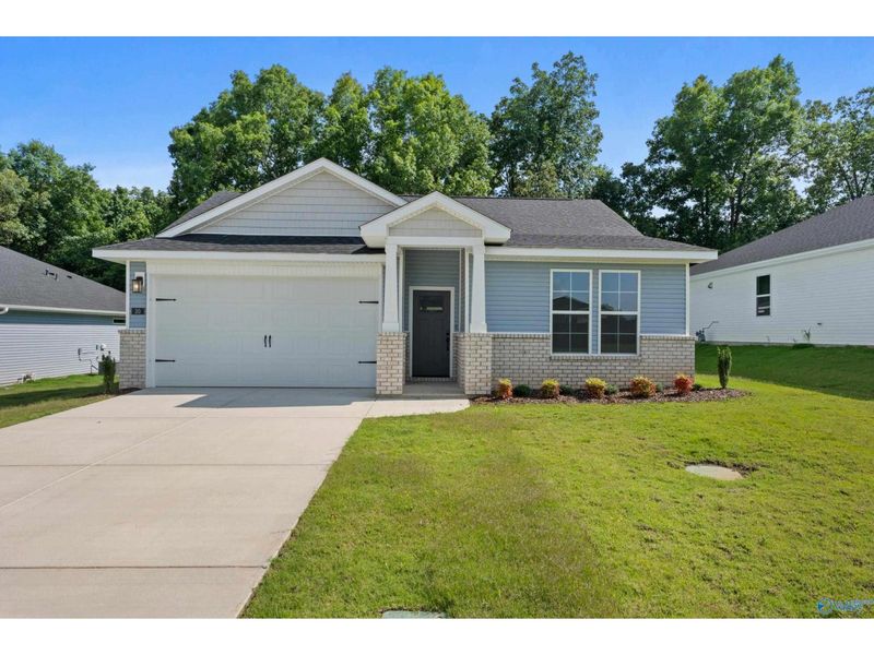 Exterior details and patio area of a home in Bailey Park, Fayetteville (Image 2).