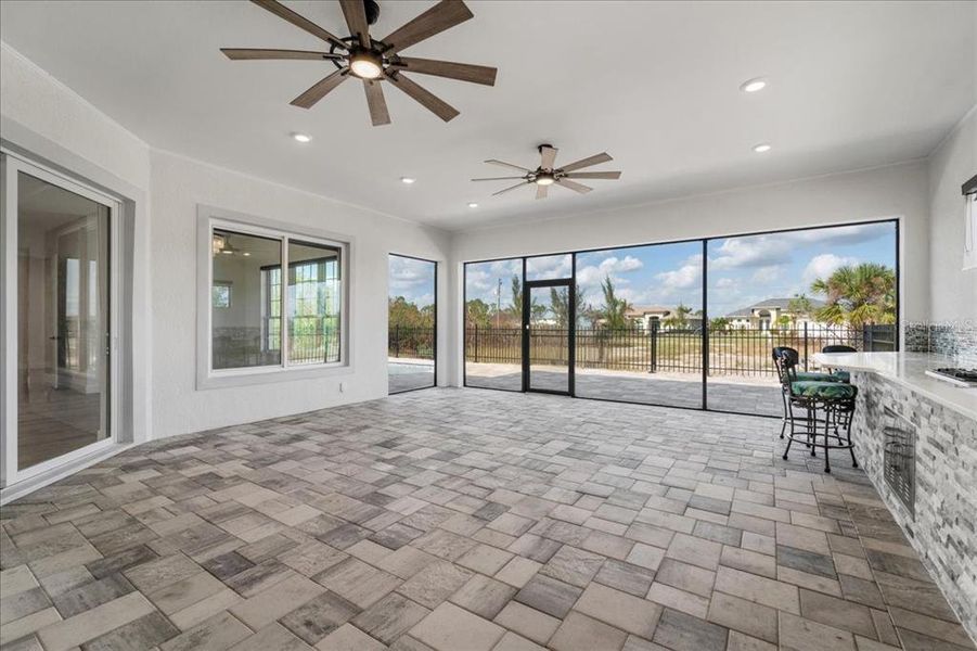 Spacious, unfurnished interior of a new home in , Port Charlotte (Image 42).
