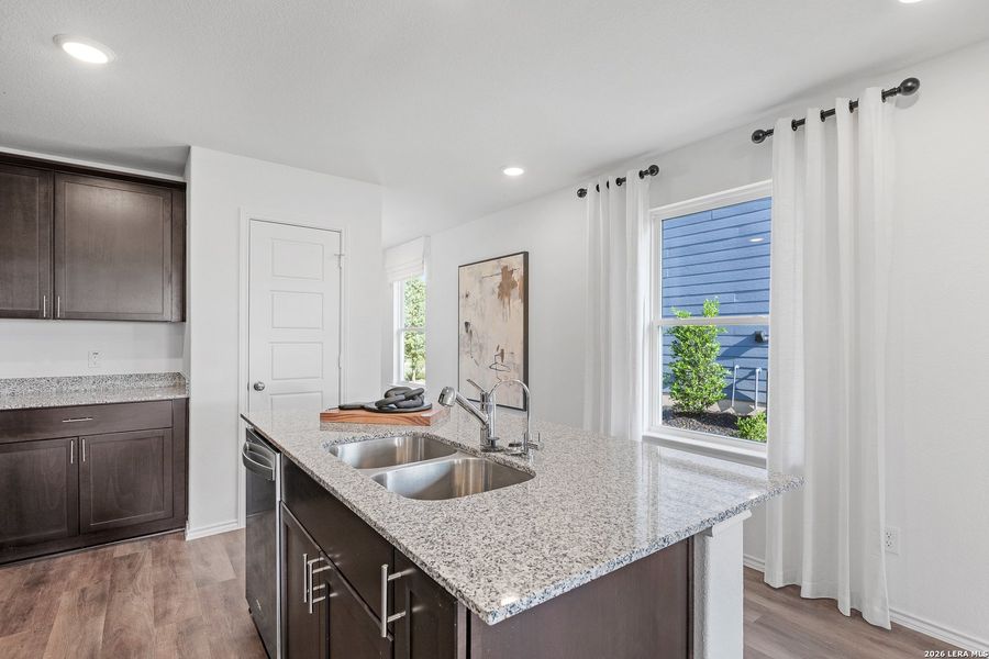 Furnished interior view inside a new home in Cinco Lakes, San Antonio (Image 10).