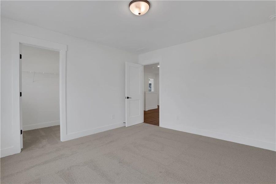 Spacious, unfurnished interior of a new home in Twin Lakes, Hoschton (Image 46). Spacious, unfurnished interior of a new home in Twin Lakes, Hoschton (Image 46).