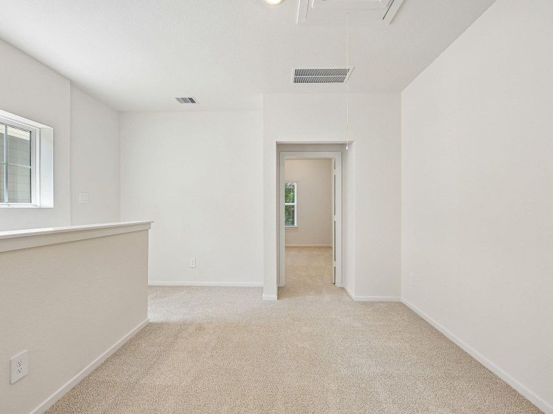 Spacious, unfurnished interior of a new home in Pinewood Trails - City Series, Atascocita (Image 25).