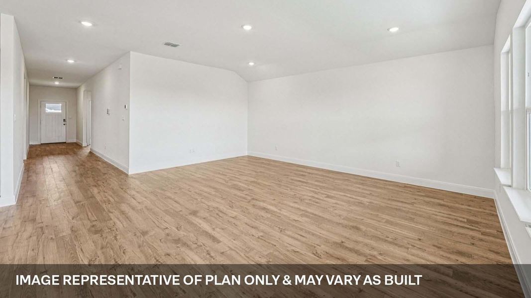 Spacious, unfurnished interior of a new home in Railhead, Cedar Creek (Image 12).