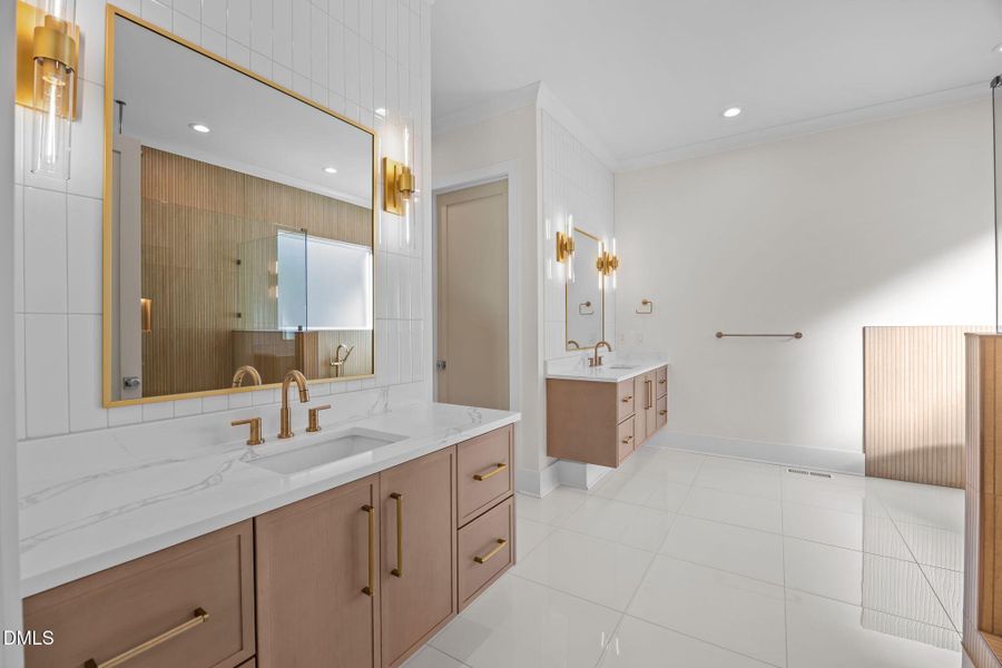 38-web-or-mls-IMG_1505 38-web-or-mls-IMG_1505