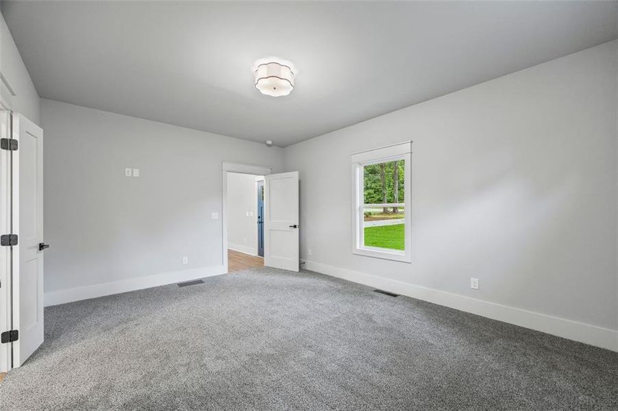 Spacious, unfurnished interior of a new home in , Monroe (Image 52).