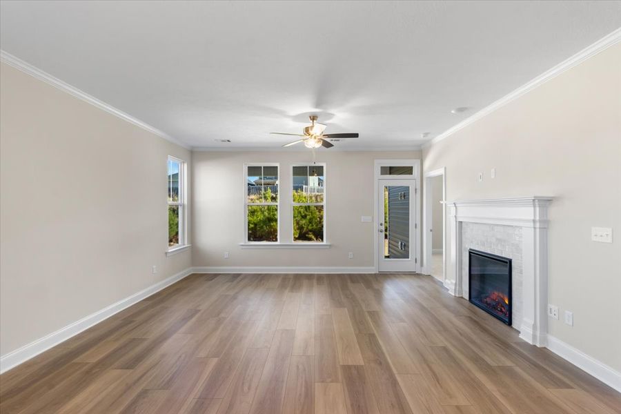 Spacious, unfurnished interior of a new home in Windsor, North Augusta (Image 26).
