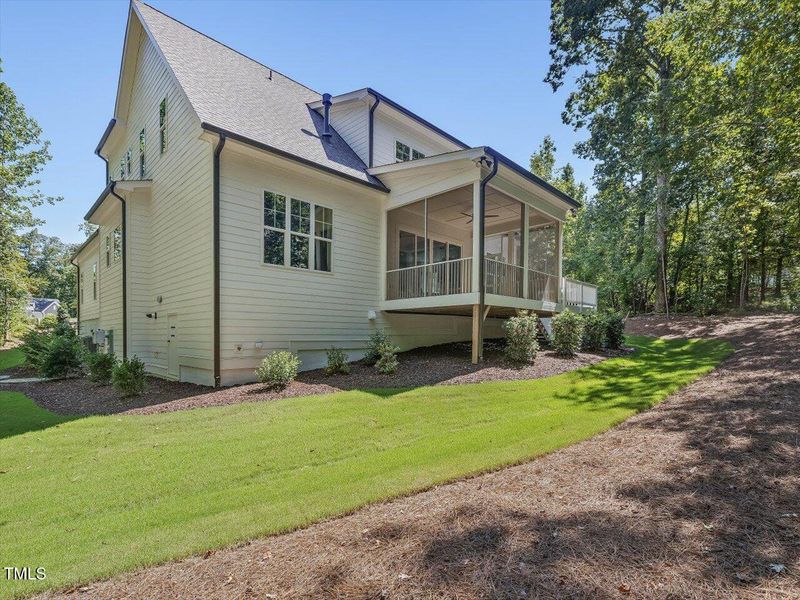 074-Back of House 074-Back of House