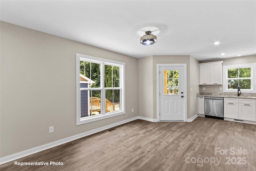 Spacious, unfurnished interior of a new home in , Statesville (Image 9).
