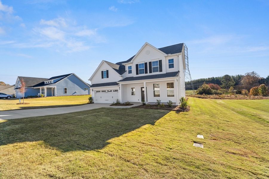 Image 34 of a home in Foxhall Landing.