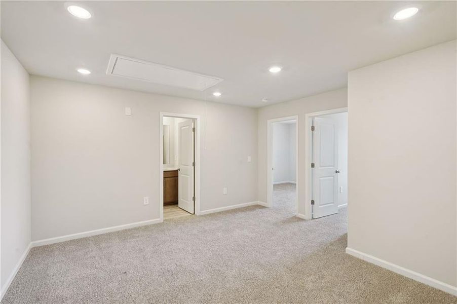 Spacious, unfurnished interior of a new home in Avalon - Vista Series, Conyers (Image 17). Spacious, unfurnished interior of a new home in Avalon - Vista Series, Conyers (Image 17).